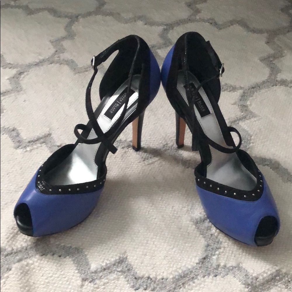 Black a blue open toe heel